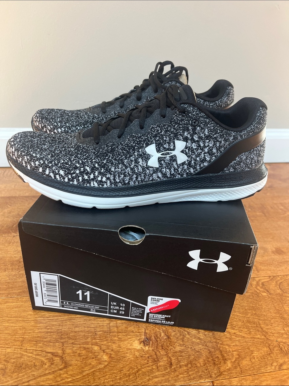 NEW IN BOX! Under Armour Men's UA Charged Impulse Knit Training Shoes - 11